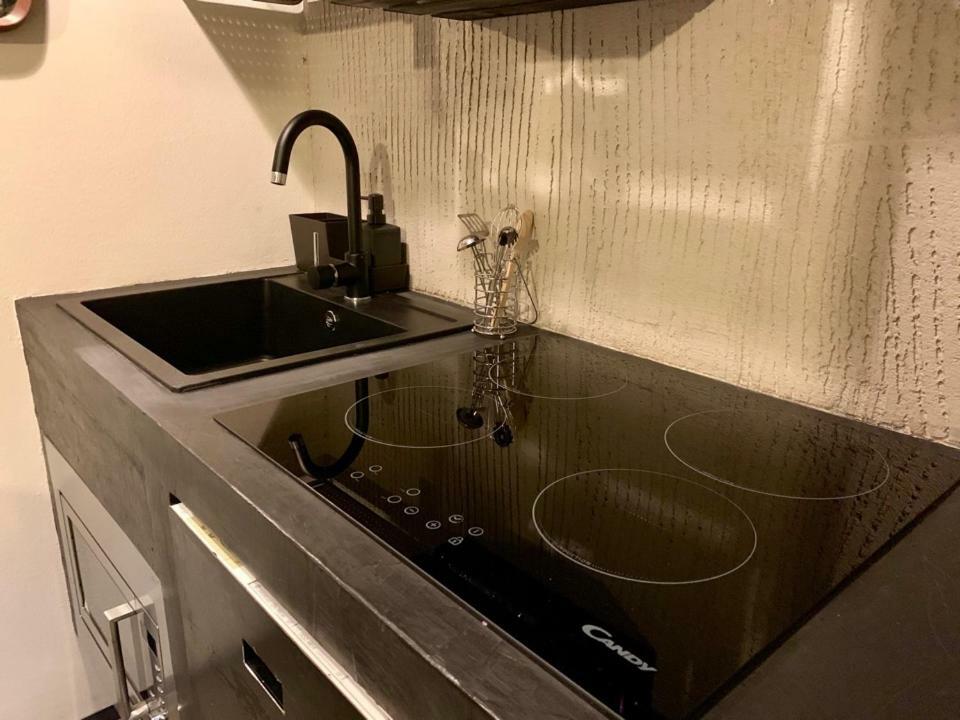 Fra Storia E Modernita Apartman Milánó Kültér fotó